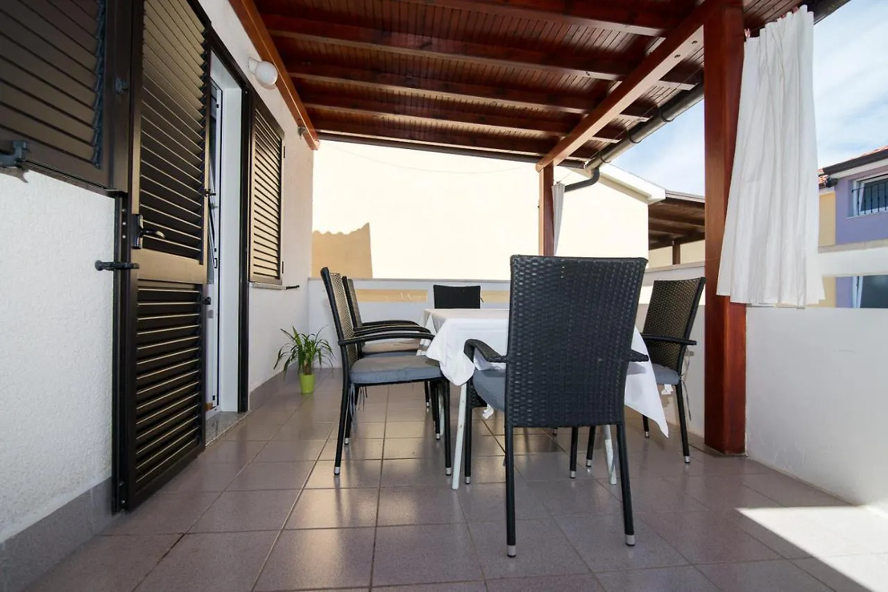 Apartments Jasna 4 Novigrad  Novigrad (Istria)